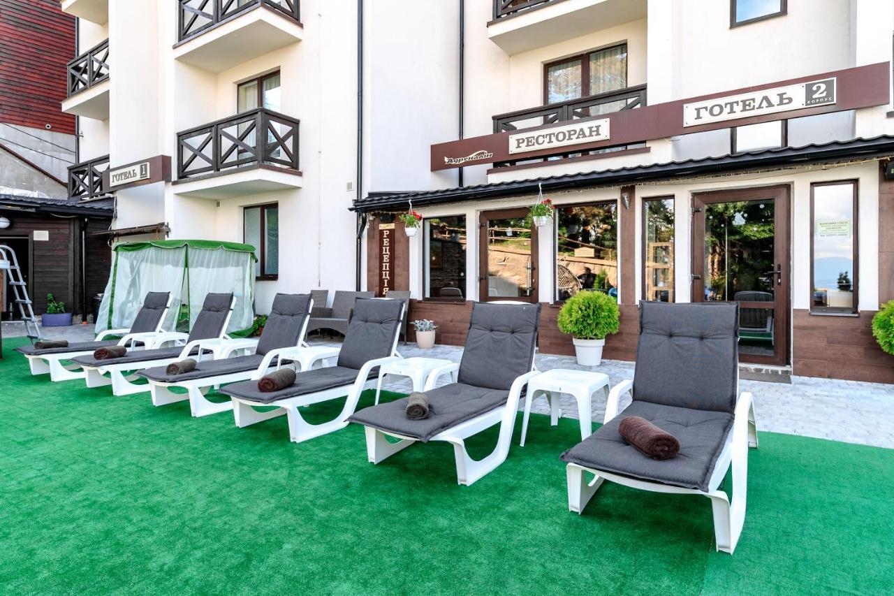 Hotel Adrenalin Nagy-Mencsely Kültér fotó