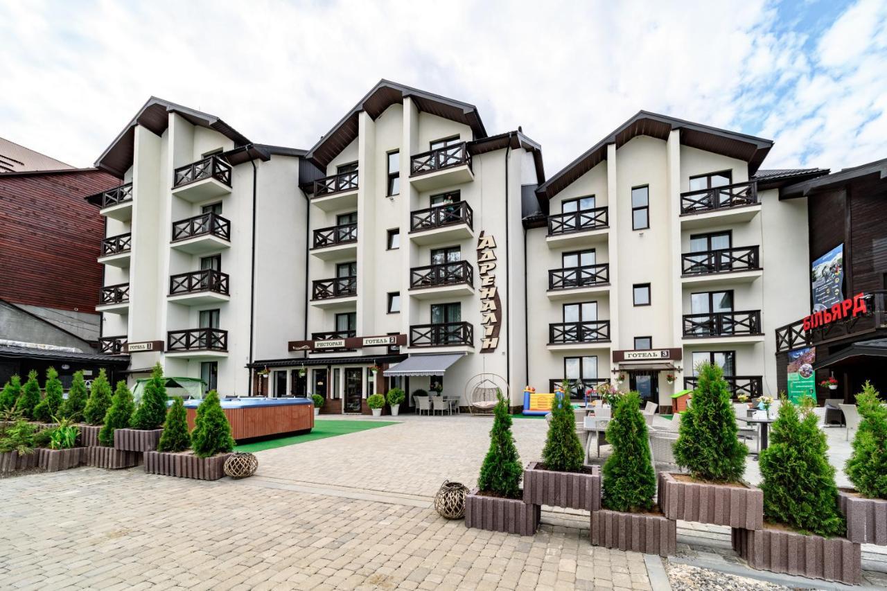 Hotel Adrenalin Nagy-Mencsely Kültér fotó
