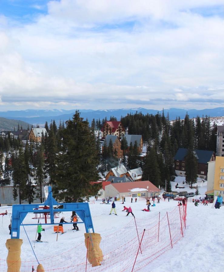 Hotel Adrenalin Nagy-Mencsely Kültér fotó